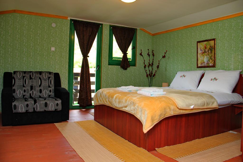 Eco Village Raj U Raju Konjic Exterior photo