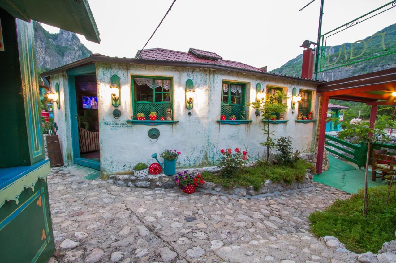 Eco Village Raj U Raju Konjic Exterior photo